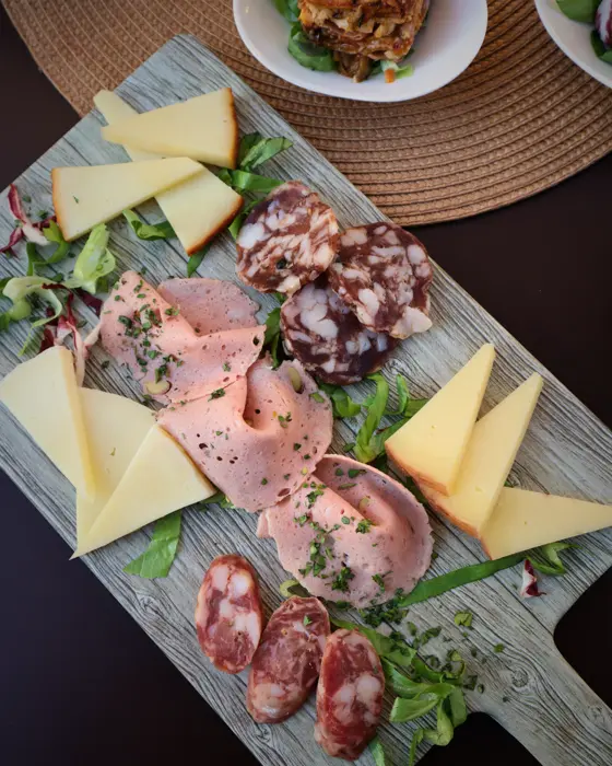 Tagliere di salumi e formaggi